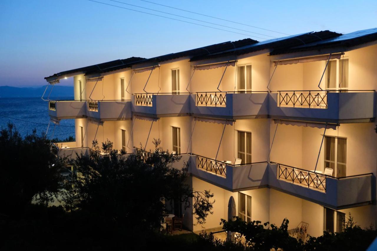 Lappas Rooms Rovies Exterior photo